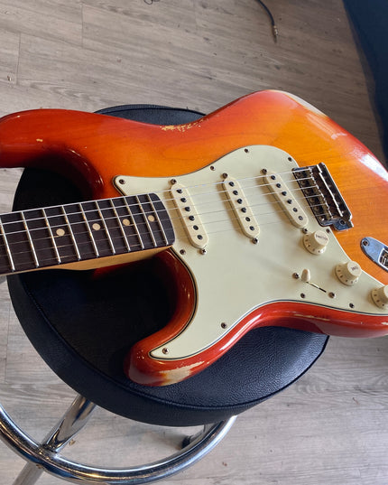 2021 Fender Custom Shop 1963 Stratocaster - Aged Cherry Sunburst, Heavy Relic - Left Handed