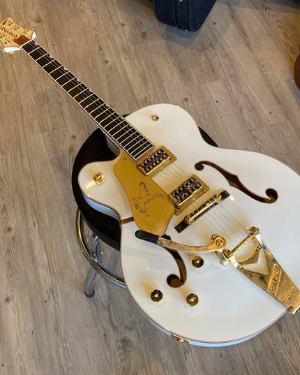 2018 Gretsch White Falcon Player's Edition G6136TLH - Left Handed