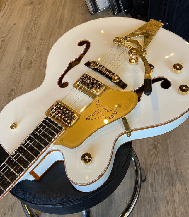 2018 Gretsch White Falcon Player's Edition G6136TLH - Left Handed